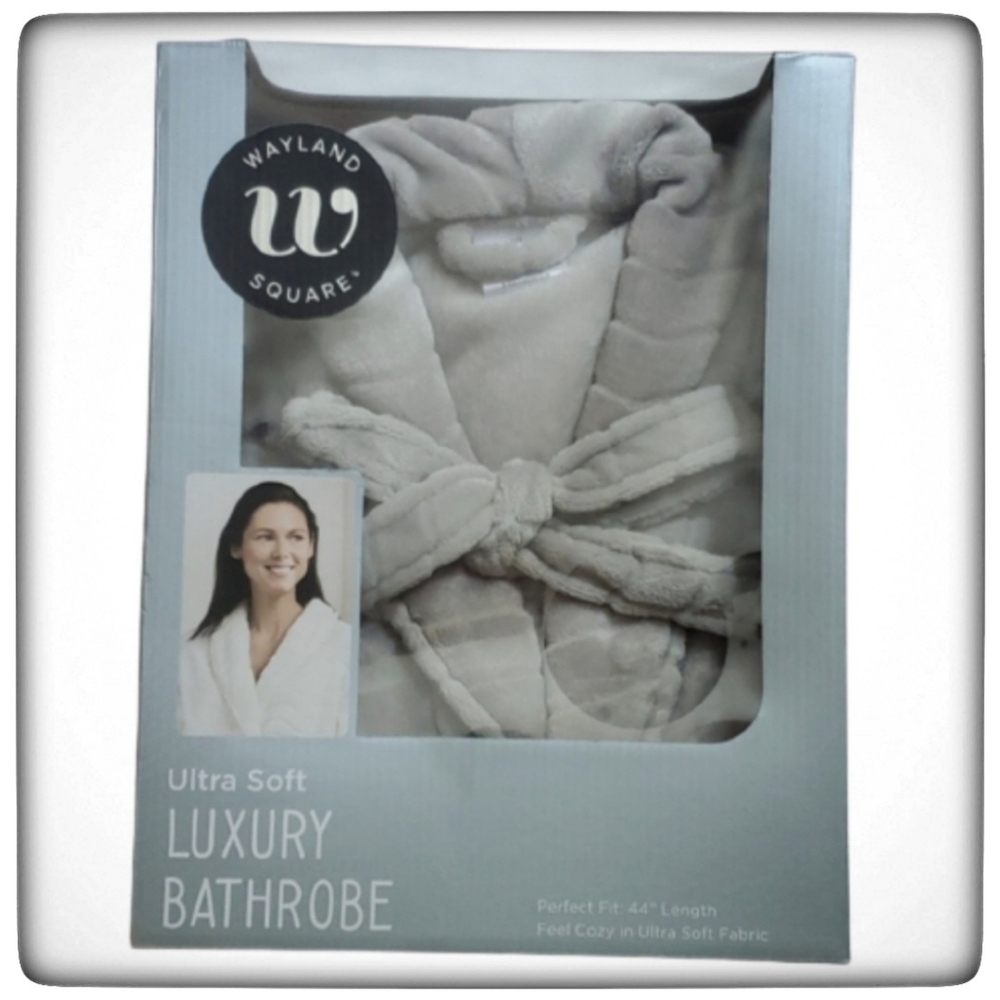 Ultra Soft Luxury Bathrobe